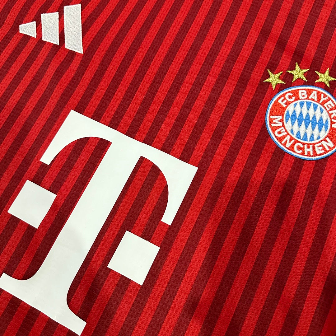 Bayern Munich 2026/27 Home Shirt – Fan Version – image 4