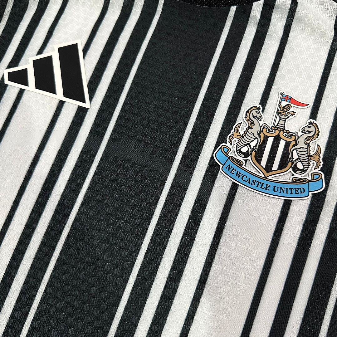 Newcastle United 2026/27 Home Shirt – Player Version – image 5