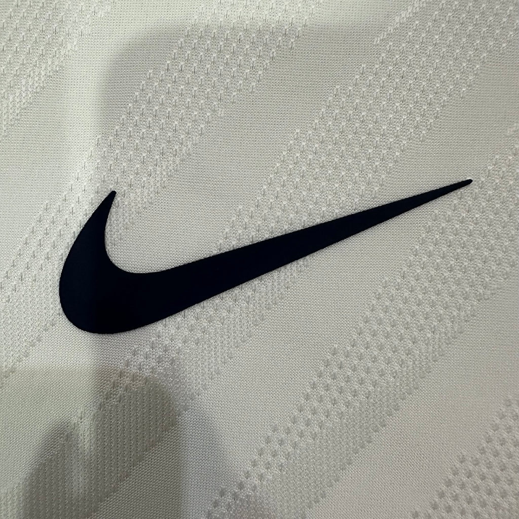 Tottenham Hotspur 2026/27 Home Shirt – Player Version – image 7