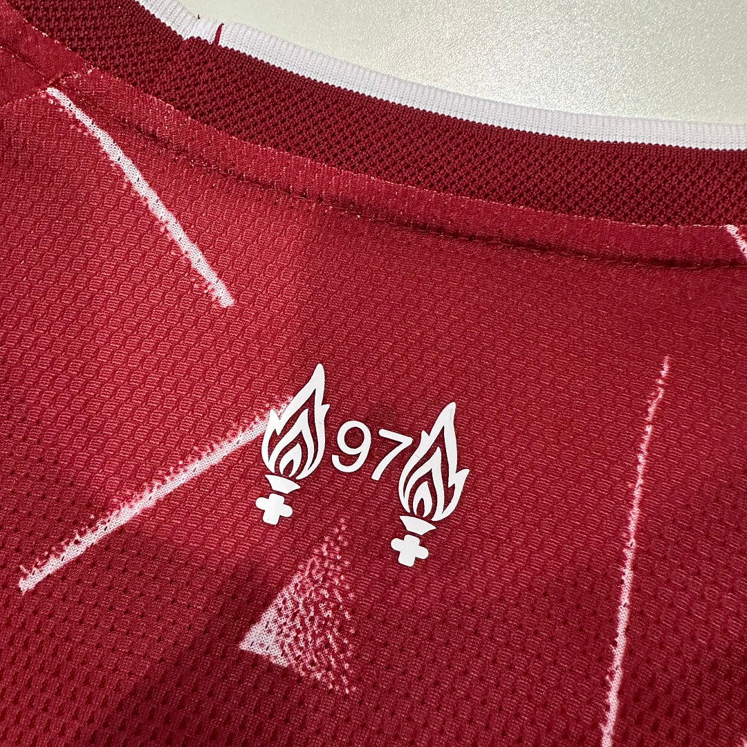 Liverpool 2026/27 Home Shirt – Player Version – image 8