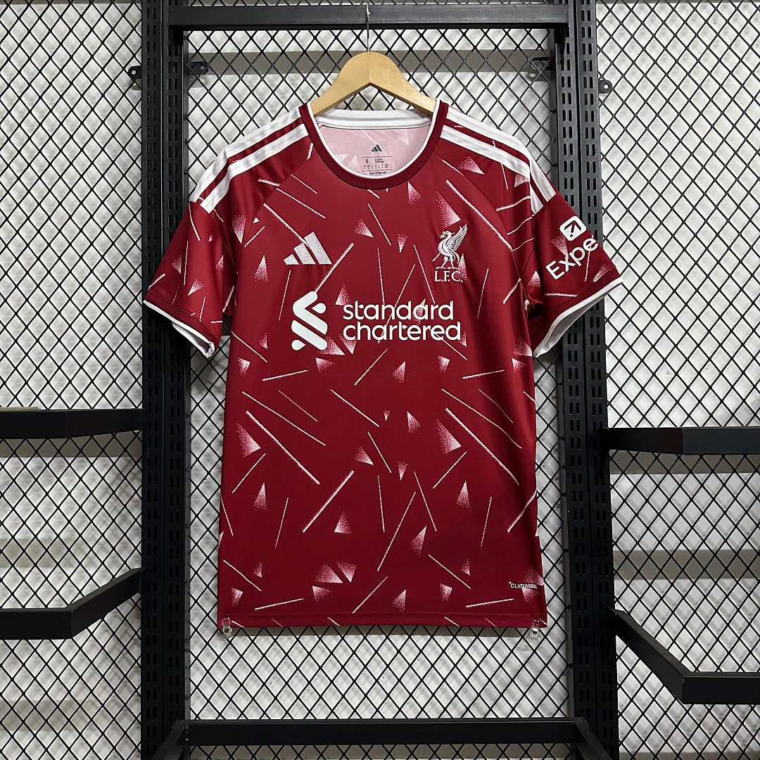 Liverpool 2026/27 Home Shirt – Fan Version – image 9