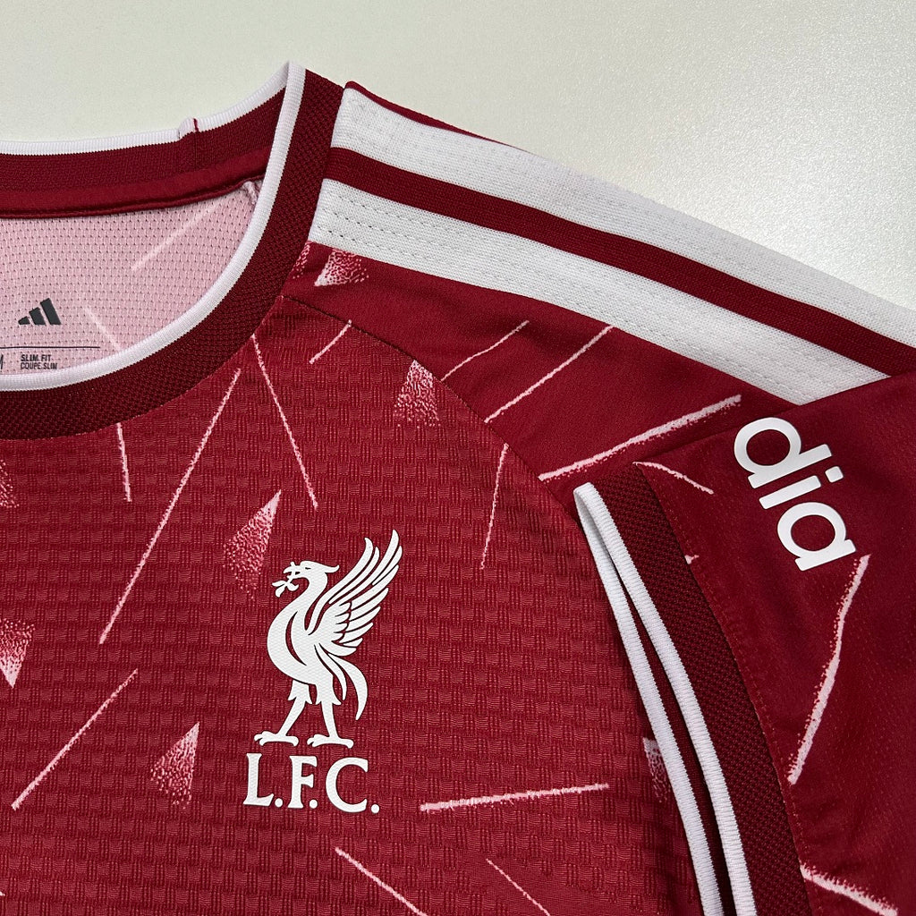 Liverpool 2026/27 Home Shirt – Player Version – image 9