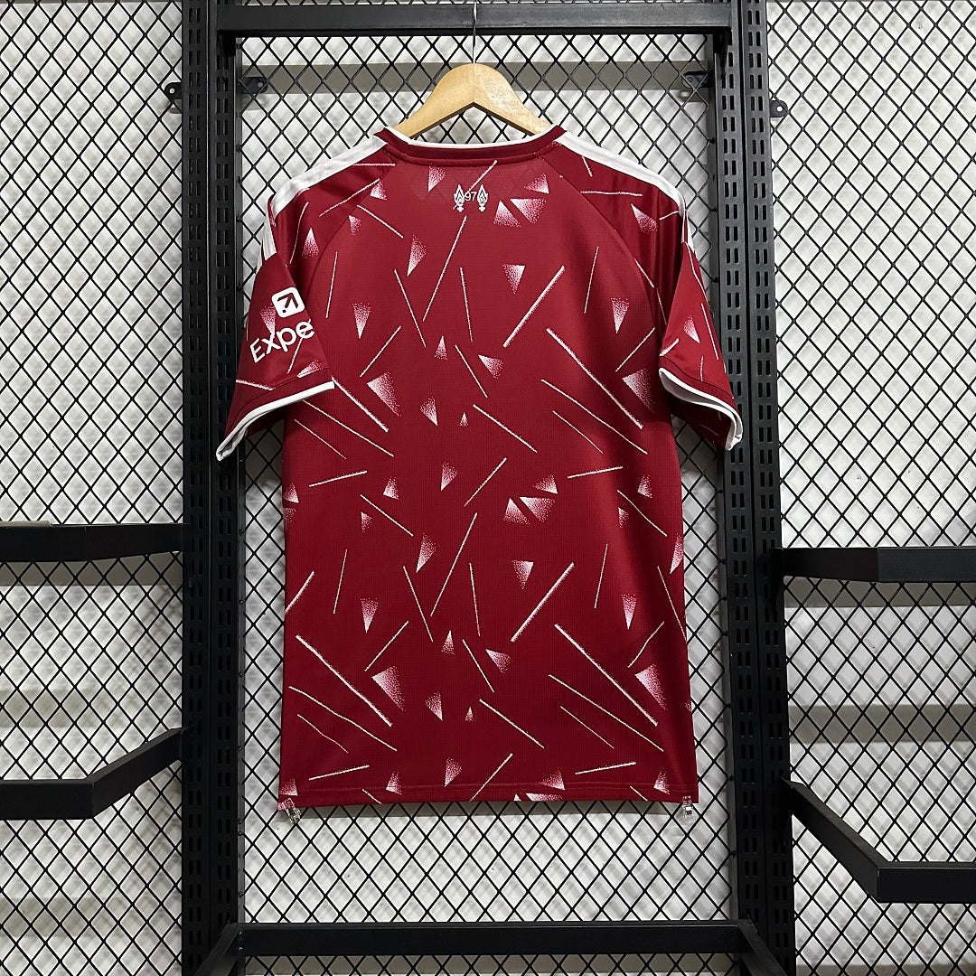 Liverpool 2026/27 Home Shirt – Fan Version – image 10