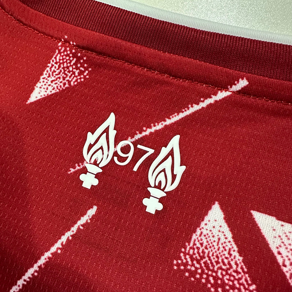Liverpool 2026/27 Home Shirt – Fan Version – image 16