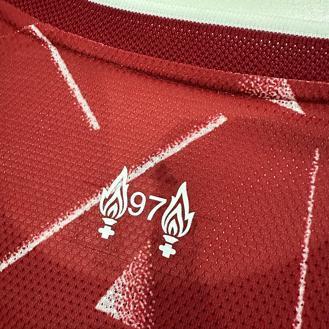 Liverpool 2026/27 Home Shirt – Player Version – image 17