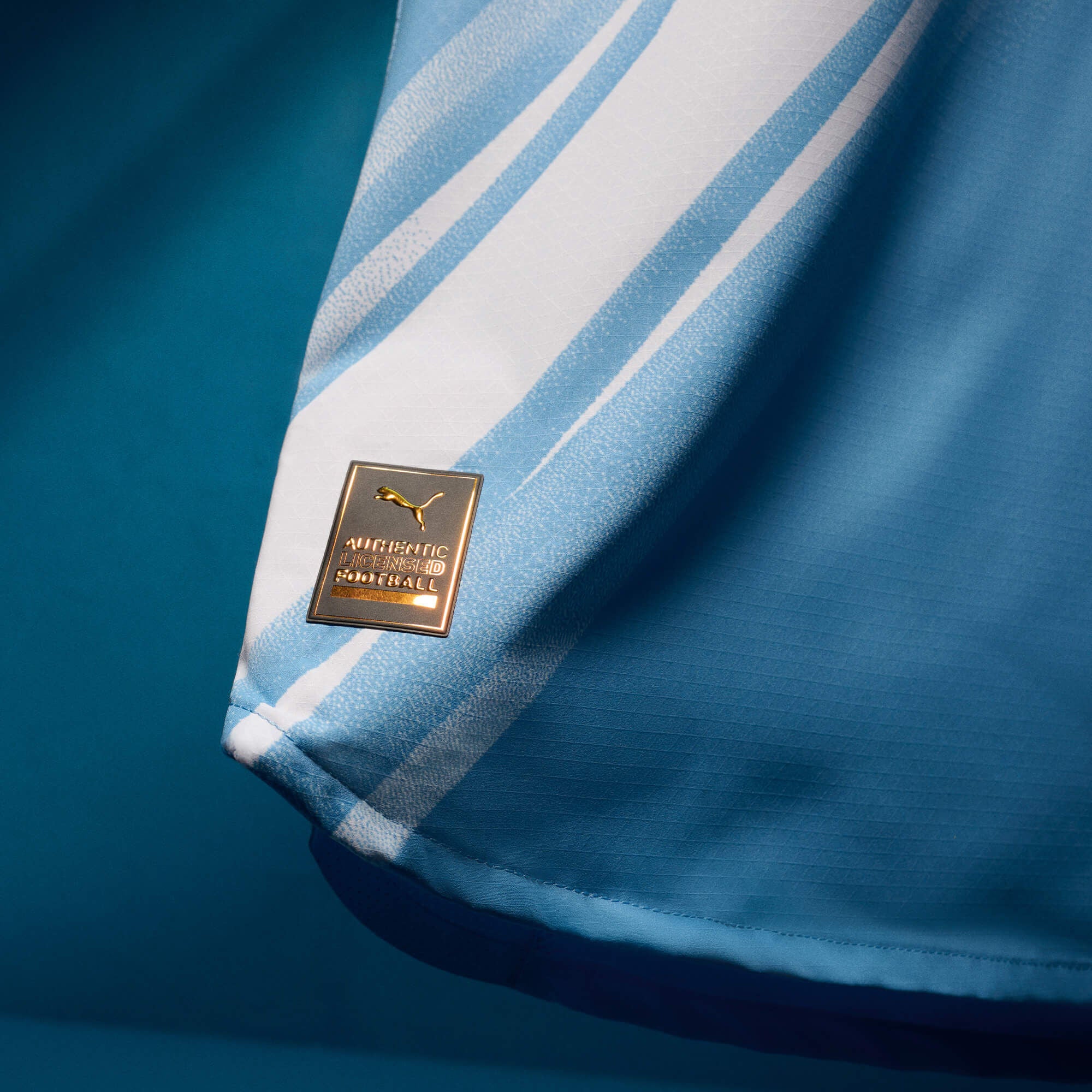 Manchester City 24/25 Home Kit — Authentic Edition